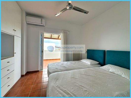 ff1e0678ba154dc9970934a16cc78541-original