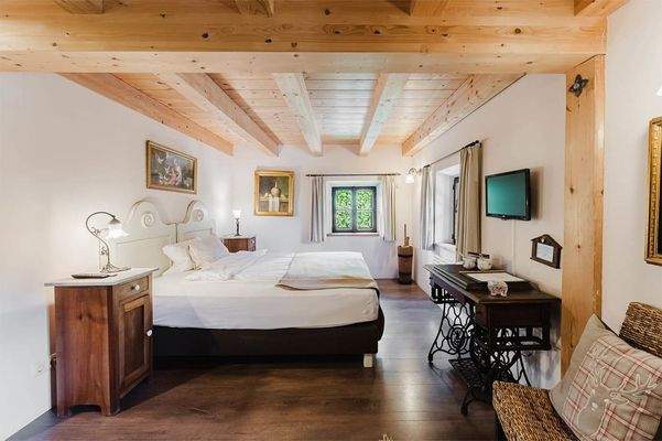 Ein Schlafzimmer im Obergeschoss