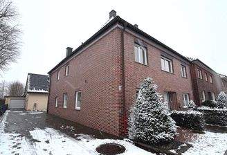 Außenansicht (vorne)