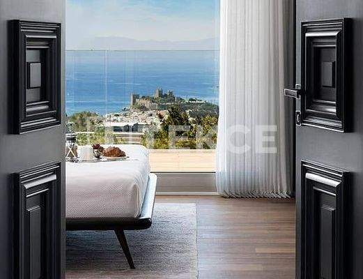 Smart Home Apartments with Castle View in Bodrum