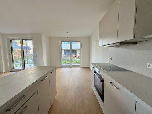 Moderne Wohnung mit Garten