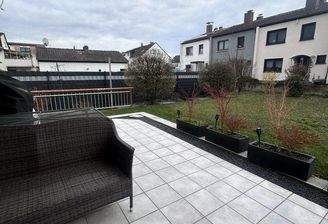 Große einladen Terasse 