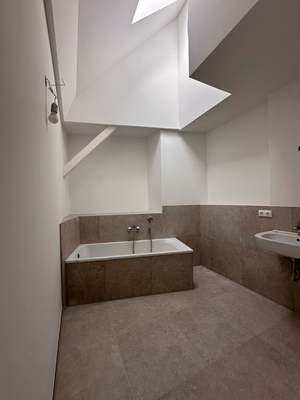 Dachgeschoss Badezimmer_2