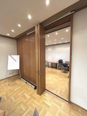 EG, Nebenraum v. Konferenzraum