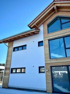 Moderne, hochwertige Fassadengestaltung