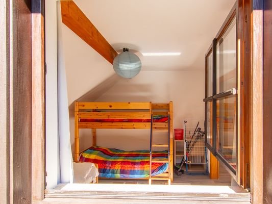 Schlafzimmer 2