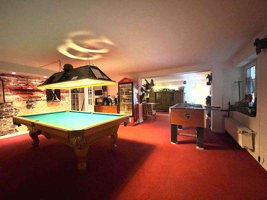 Billiardzimmer UG