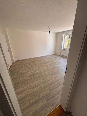 PHOTO-2025-08-20-12-32-33 2.jpg