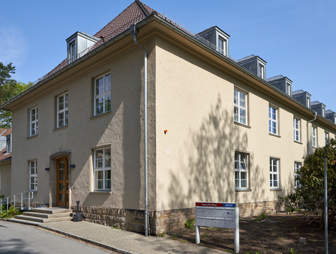 Dresden Halle, Dresden Hallenfläche