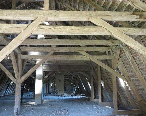 offener Raum im ges. D.G.!