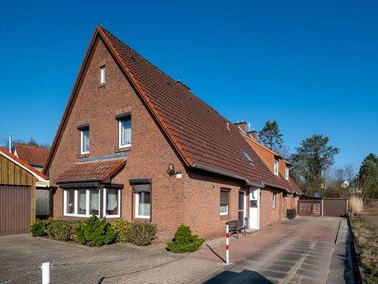 Ansicht gesamtes Gebäude