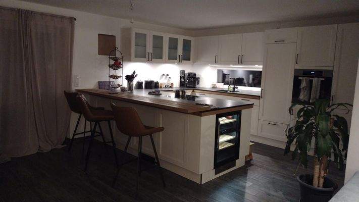 hochwertige Einbauküche