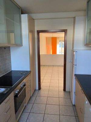 Blick aus der Einbauküche