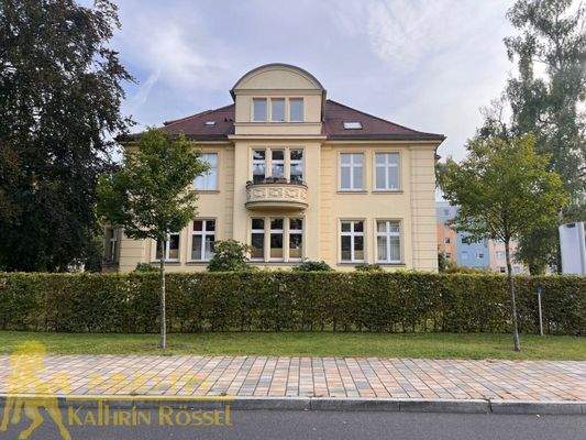 Nordansicht des Ärztehauses - Straßenansicht