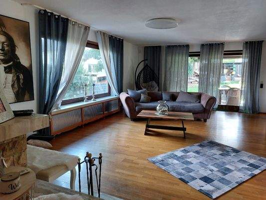 großer Wohn-Essbereich