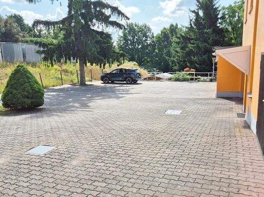 Hofansicht Parkmöglichkeiten