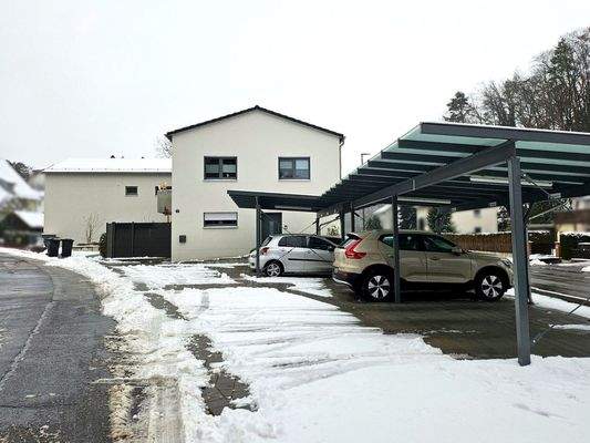 Wohnanlage mit Stellplätzen