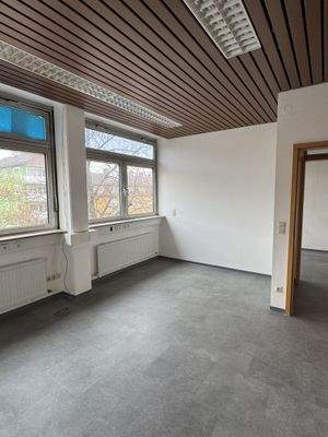 Büro-/Praxisflächen