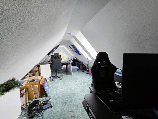 Home-Offices im Spitzboden