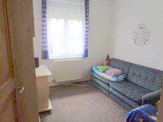 2.Schlafzimmer/oder als Ankleidezimmer möglich