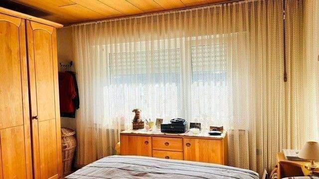 Schlafzimmer Haupt- Whg.