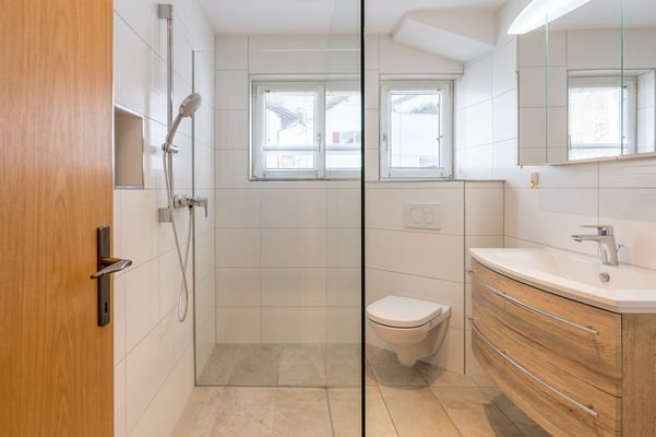 Badezimmer EG