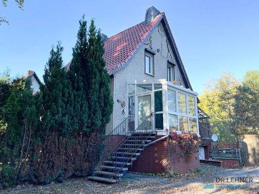 Haus-Giebelansicht rechts