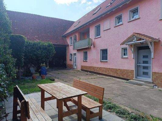 .. großes Anwesen !