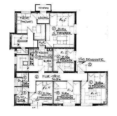 Grundriss Erdgeschoss (ohne Maßstab)