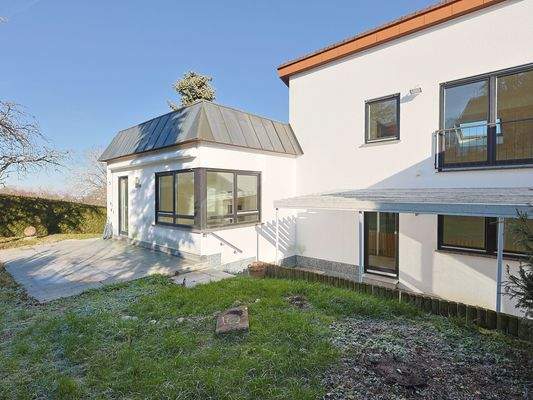 Zwei schöne, große Terrassen