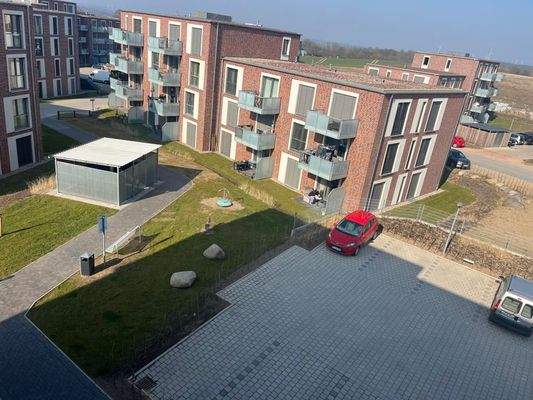 Außenansicht mit Balkon