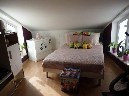 Kinderzimmer / Büro