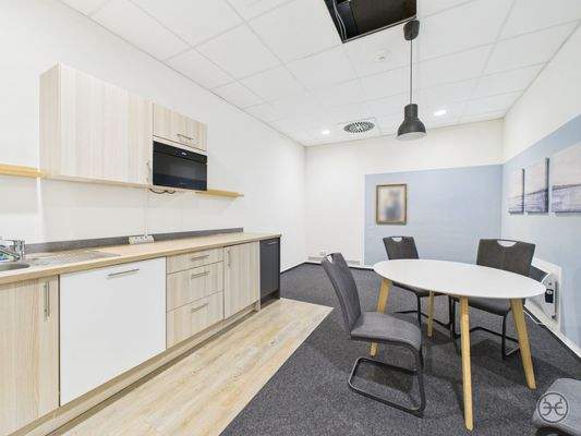 CAM05560G0-PR0017-STILL010