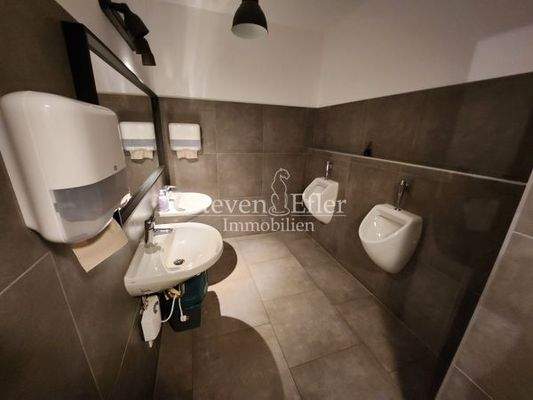 moderner Sanitärbereich