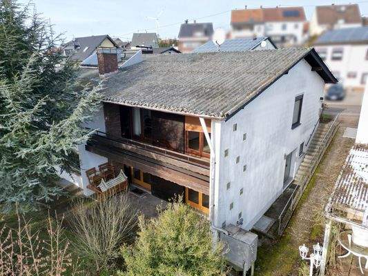 Zweifamilienhaus mit Weitblick in Neunkirchen