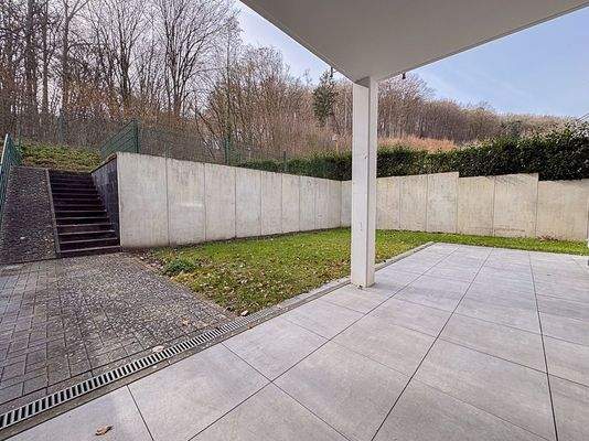 Impression Terrasse mit Garten