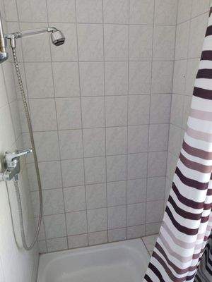 Dusche.jpg
