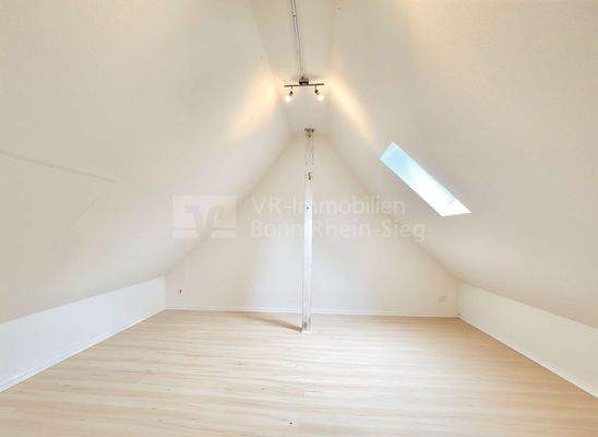 4894 Dachboden  - so könnte es aussehen(KI generiert)