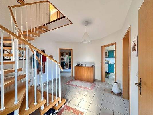 Heller Flurbereich im EG