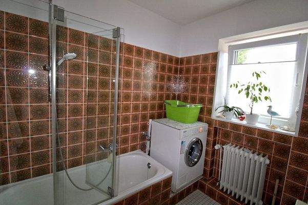 3-Zimmer-Wohnung - Badezimmer