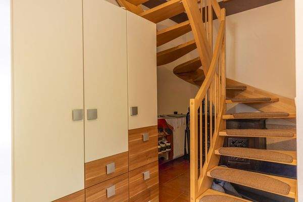 Modernes Familienhaus mit Traumgarten und Blick ins Grüne