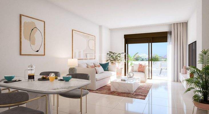 Sea View Real Estate Near the Golf Course in Estepona