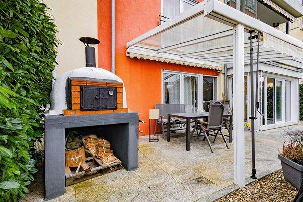 Fest installierter Steinofen