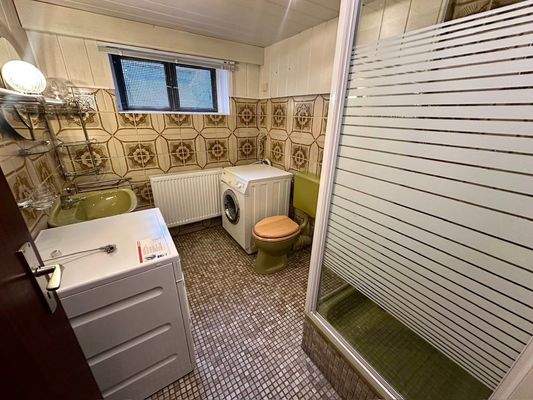 Bad Einliegerwohnung (UG)