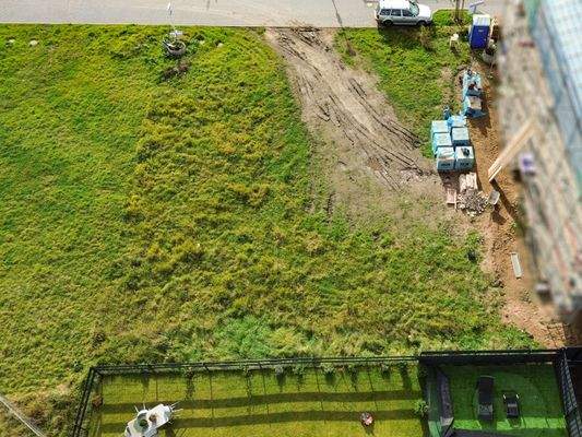 DJI_0034unscharf_umliegende Häuser.jpg