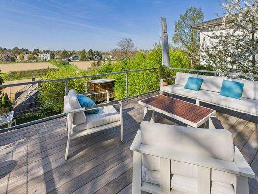 mit Zugang zur Terrasse 