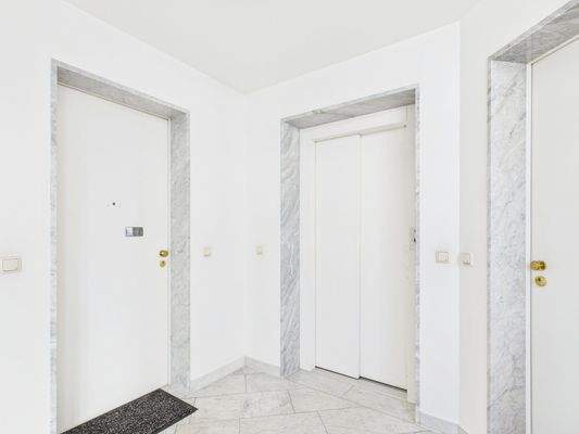 Hausgang Wohnungstür