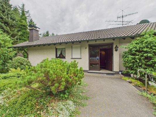 CAM01223G0-PR0152-STILL069