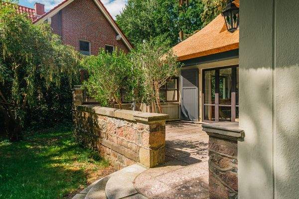 Sonnenterrasse mit Platz zum Wohlfühlen