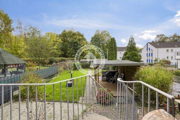 Blick aus dem Wohnbereich